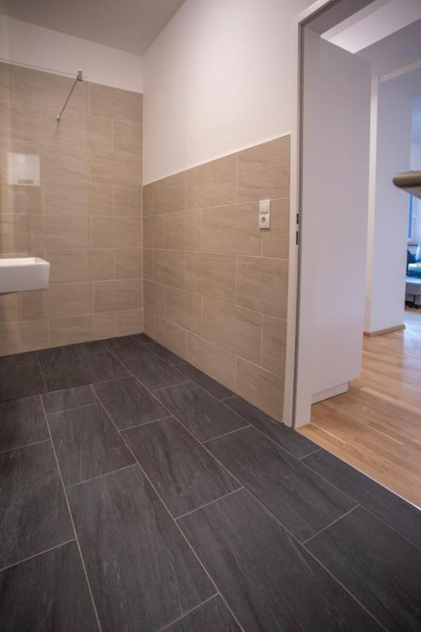 City Center Apartment For 6 Persons! Innsbruck Exterior foto